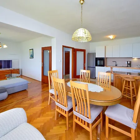 Pantan By Interhome * Traù