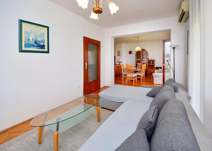 Lejlighed Pantan By Interhome